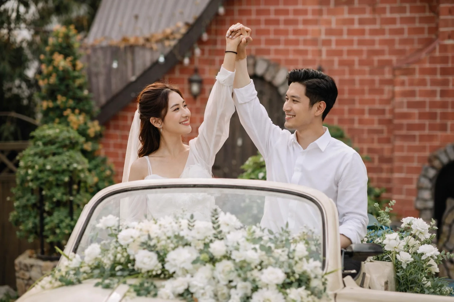 Như Xuân va Hoàng Minh